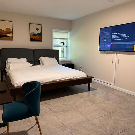 Cosy Bedroom 6 Minutes To Ewr Prudential Hotels Pen Station Newark Exteriör bild