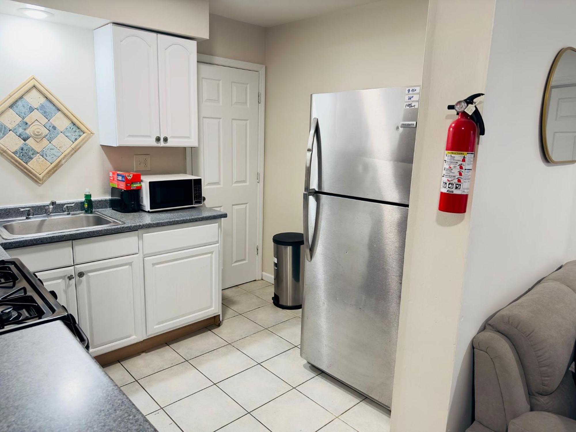 Cosy Bedroom 6 Minutes To Ewr Prudential Hotels Pen Station Newark Exteriör bild